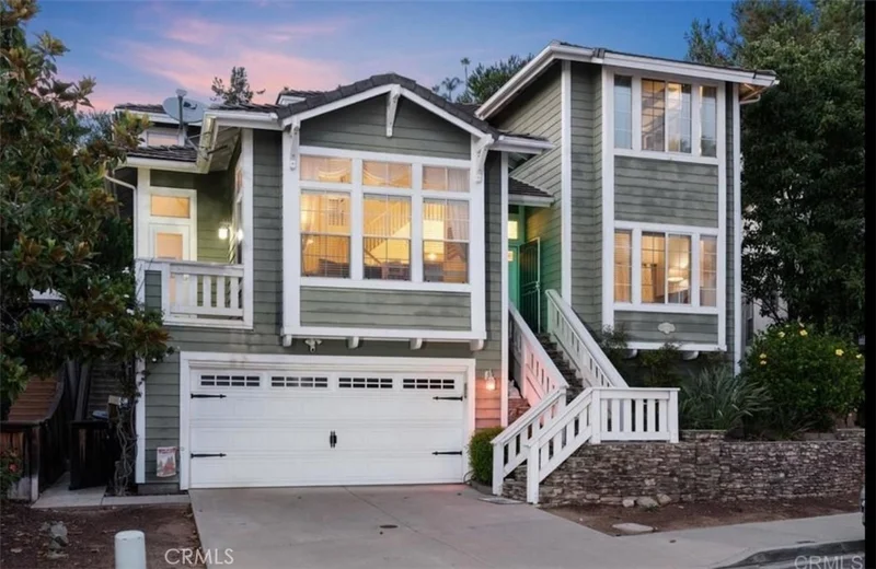 2114 Laura Drive