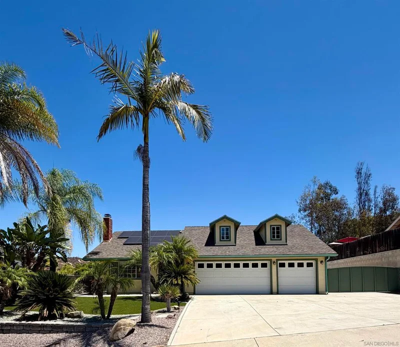 12651 Ridgeton