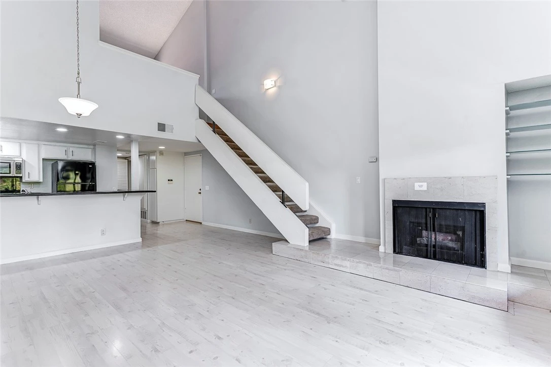 Interior 3