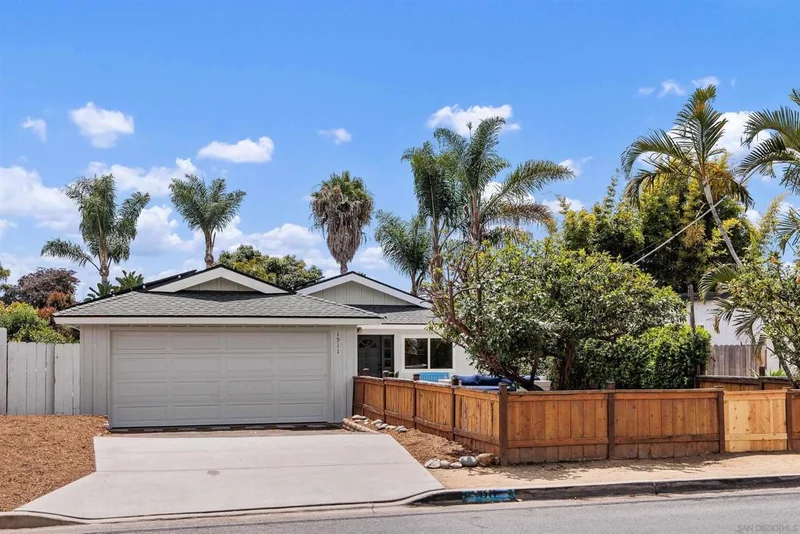 1511 Stewart St., Oceanside, CA 92054