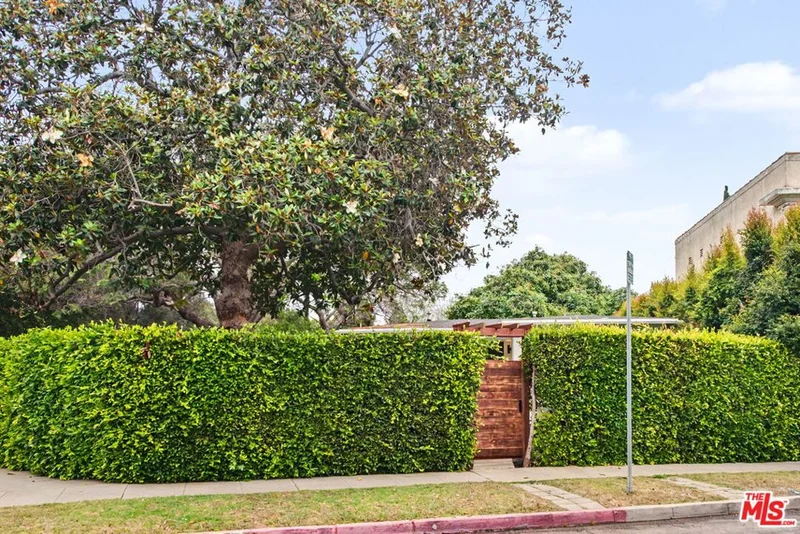 2600 Kelton Avenue, Los Angeles, CA 90064