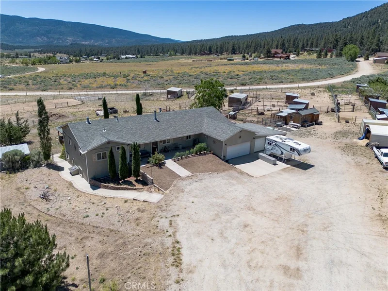 Photo 2 of 10960 Steinhoff Road