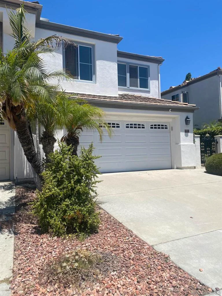 4534 Da Vinci St photo 2