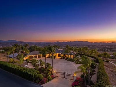 1050 Ocean Vista Way