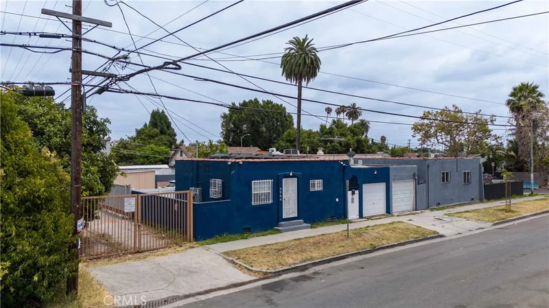 5964 S Halldale