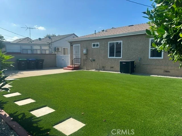 Photo 2 of 641 W Gleason