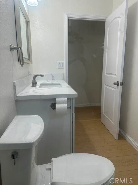 Interior 4