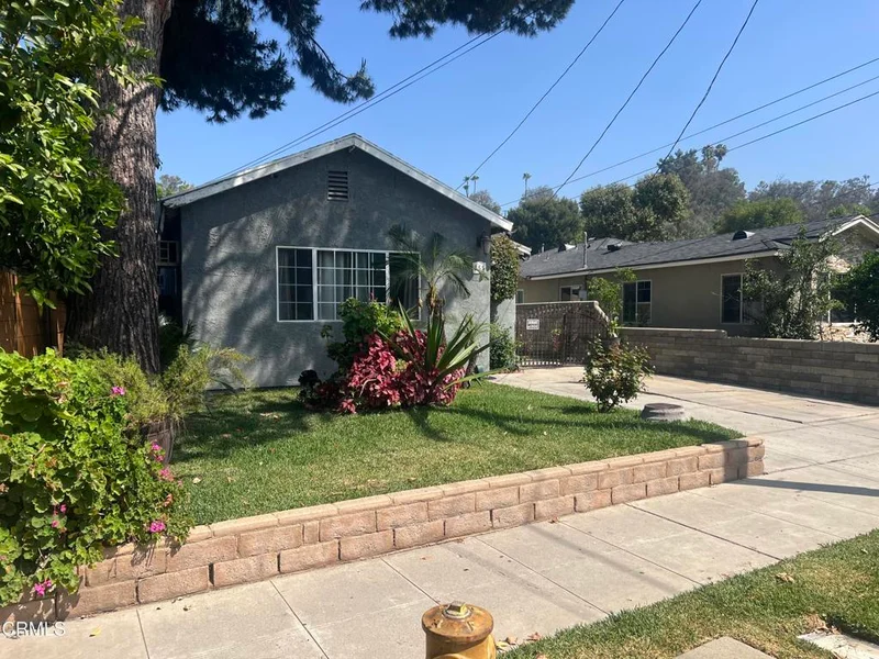 855 San Pascual Avenue