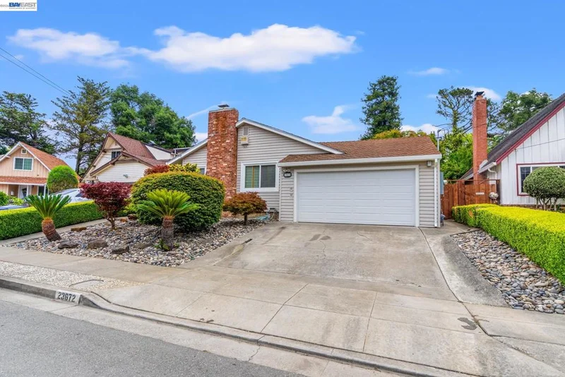 23672 Stratton Ct