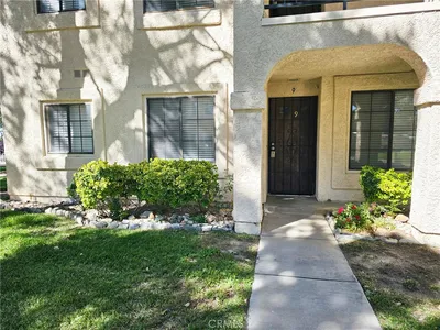 2554 Olive Drive 9 photo 2