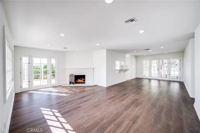7126 Atheling Way photo 2