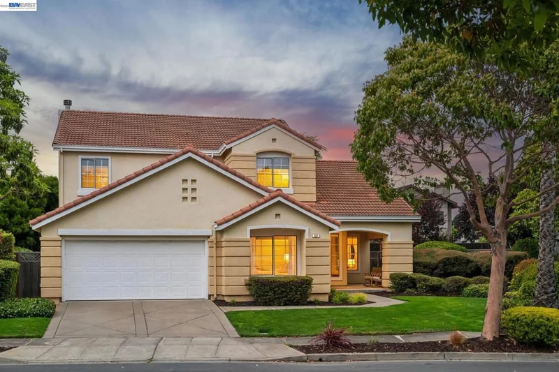 367 Creedon Cir, Alameda, CA 94502