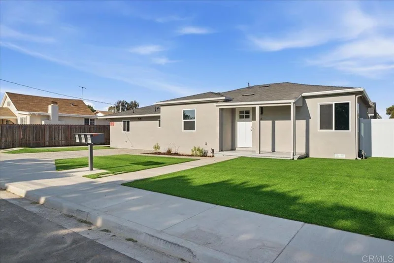 Photo 2 of 353 357 Palm Avenue