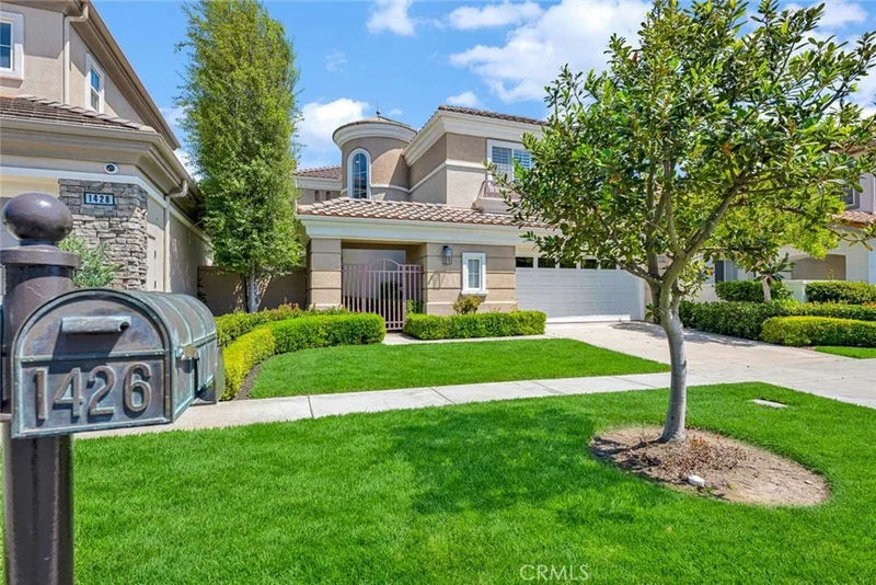 1426 Newporter Way, Newport Beach, CA 92660
