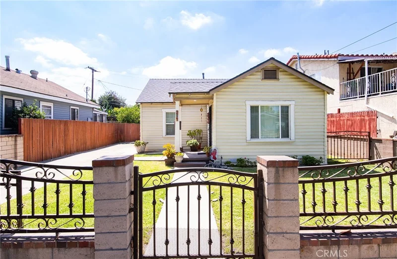 237 S 5th, Montebello, CA 90640