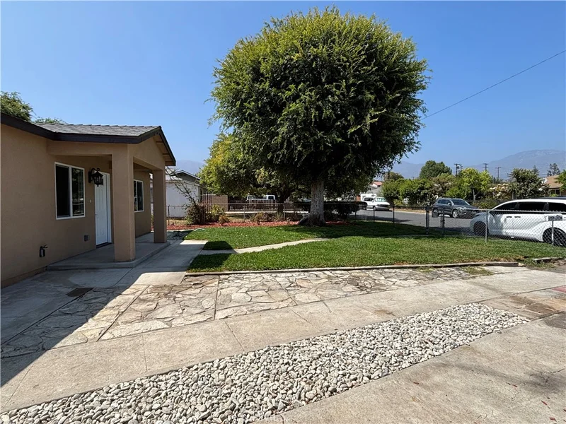 Photo 2 of 2036 Citrus View