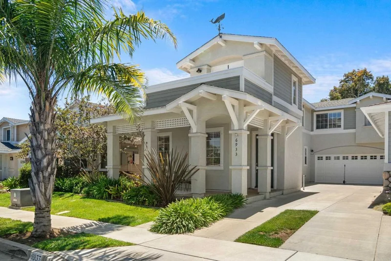 6933 Catamaran Drive, Carlsbad, CA 92011