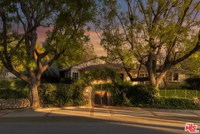 13166 Valley Vista Boulevard photo 2