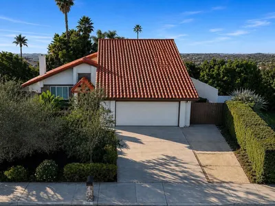 6433 La Paloma St