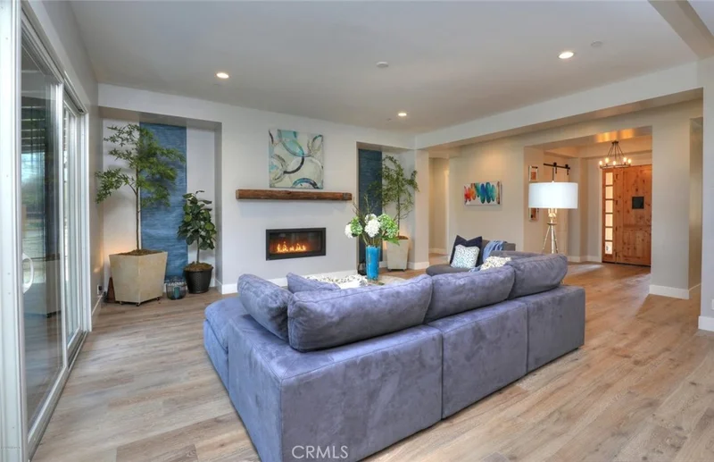 1210 Hager Lane