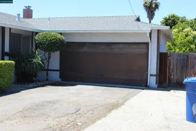 36305 Colbert Pl photo 2