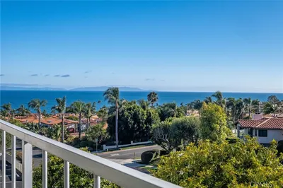 32614 Coastsite 305E