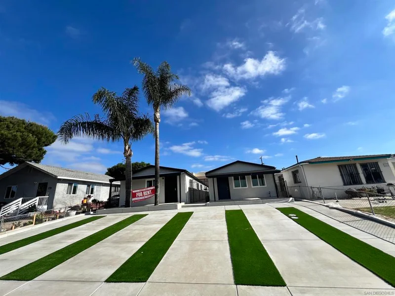 4042 Eta St, San Diego, CA 92113