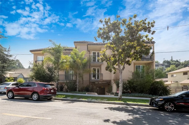 1941 Waltonia Drive 203, Montrose, CA 91020
