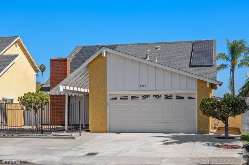 8654 Ara Pl, San Diego, CA 92126