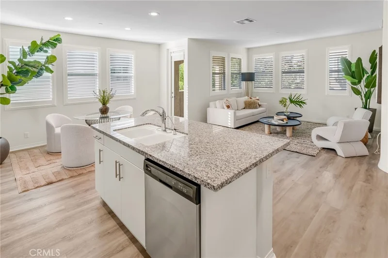 928 E Twill Court, Anaheim, CA 92802