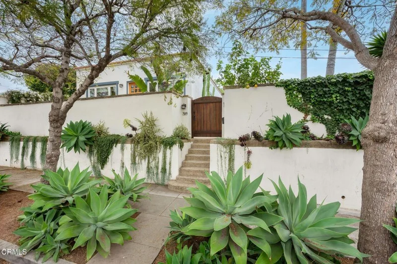 209 W Constance Avenue, Santa Barbara, CA 93105