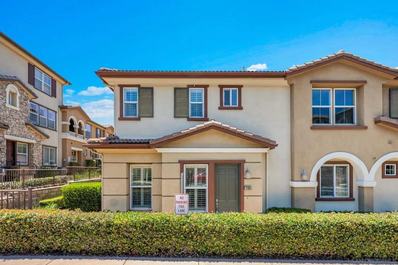 1205 Calabria St., Santee, CA 92071