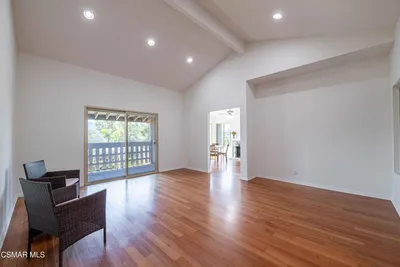 460 Arbor Lane Court #203 photo 2