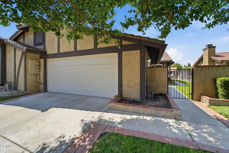 Photo 2 of 26019 Palomita Drive