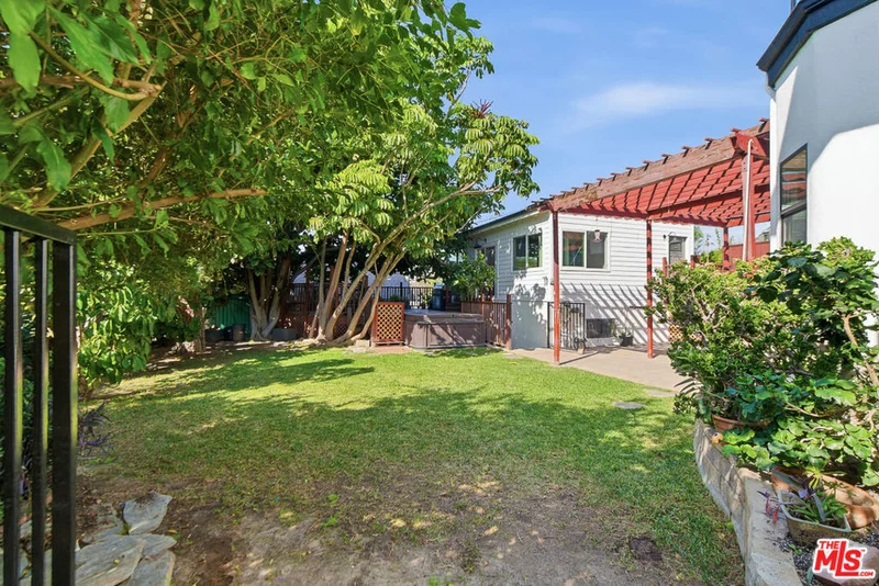 1301 Angelus Avenue ADU photo 2