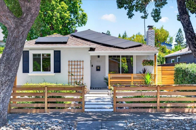 1223 Saint Francis Street, Redwood City, CA 94061