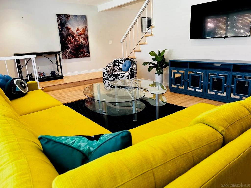 Interior 3