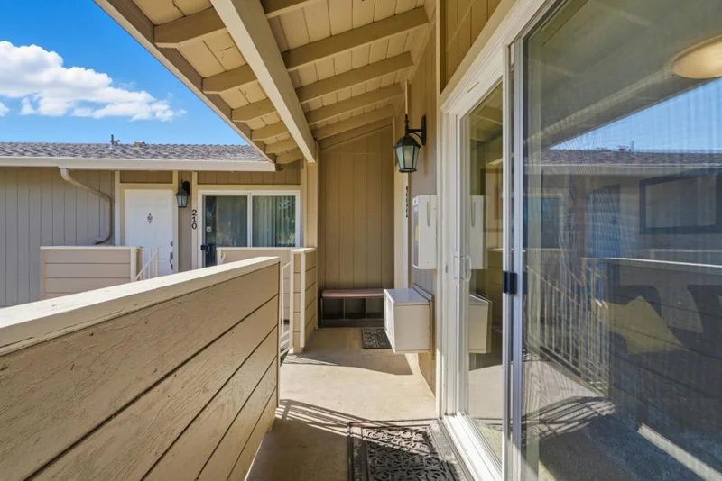 4970 Cherry Avenue 211 photo 2