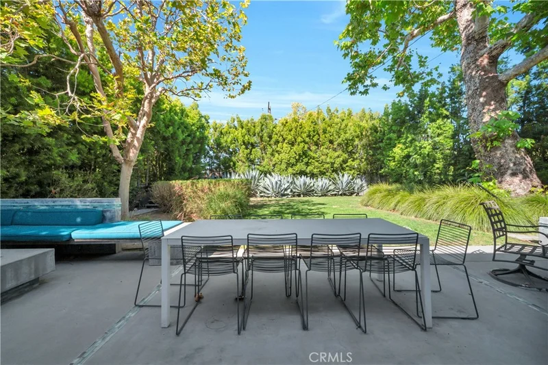 3540 Mountain View photo 2