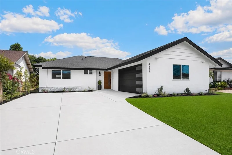 4838 Bannister