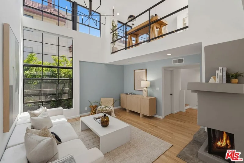 11817 Texas Avenue 3, Los Angeles, CA 90025