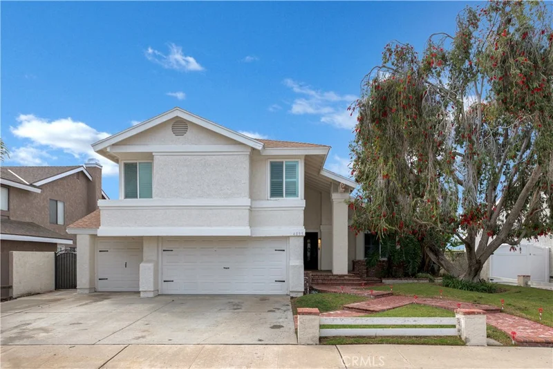4895 N Buttercreek