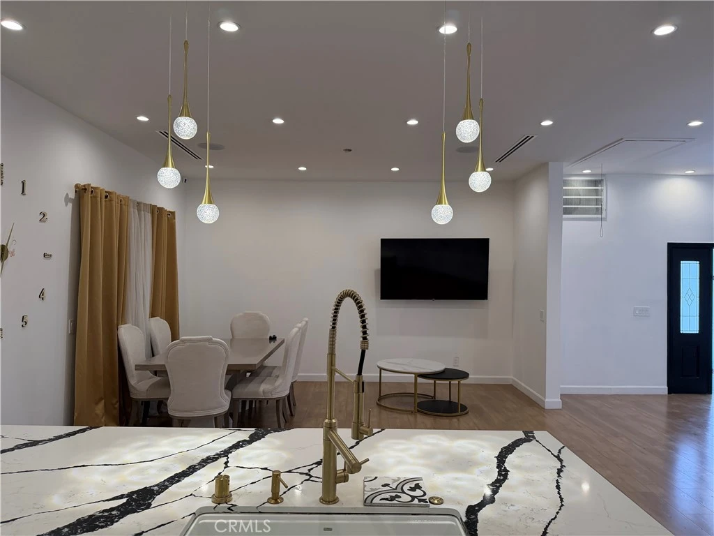 Interior 2