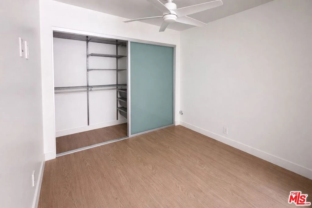Interior 2
