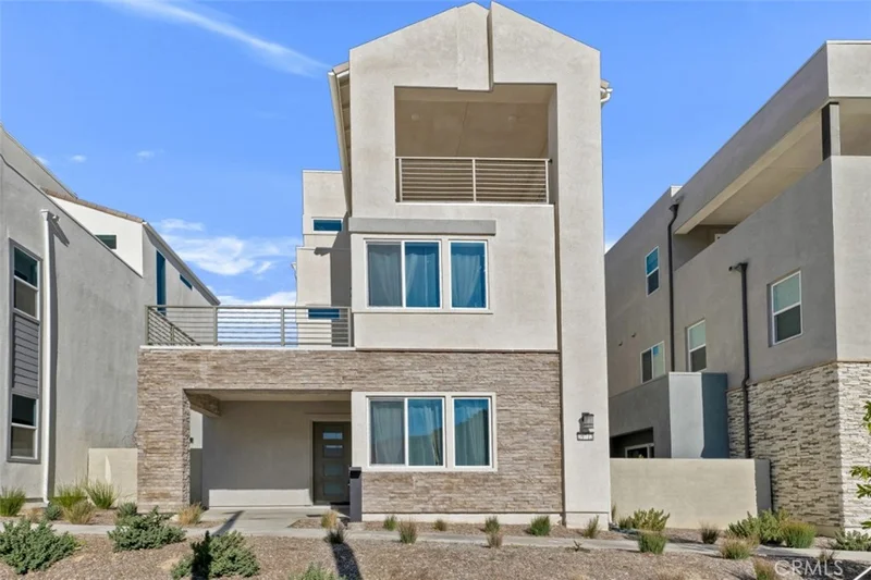 26712 Afton Lane, Valencia, CA 91381