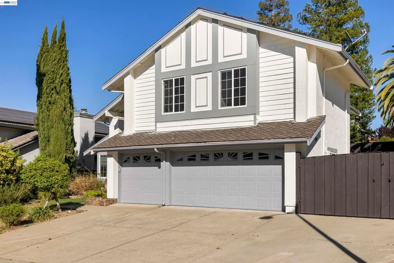 3208 Touriga Dr