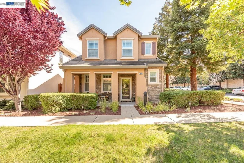 2527 Coldstream Way