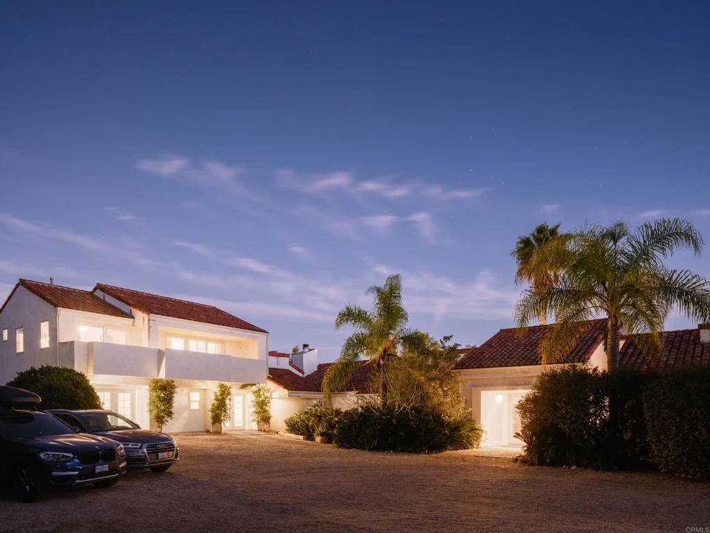 Interior 1