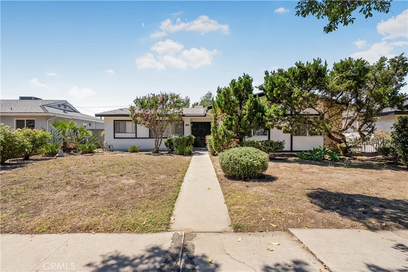 Photo 2 of 17050 Rinaldi Street