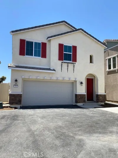 934 Helena Ridge